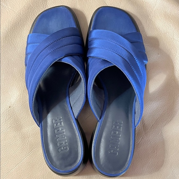 Camper Trisha X-Strap Slip On Sandals - Picture 9 of 13